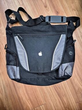 Apple Logo Black Gray Laptop Messenger Bag NWOT